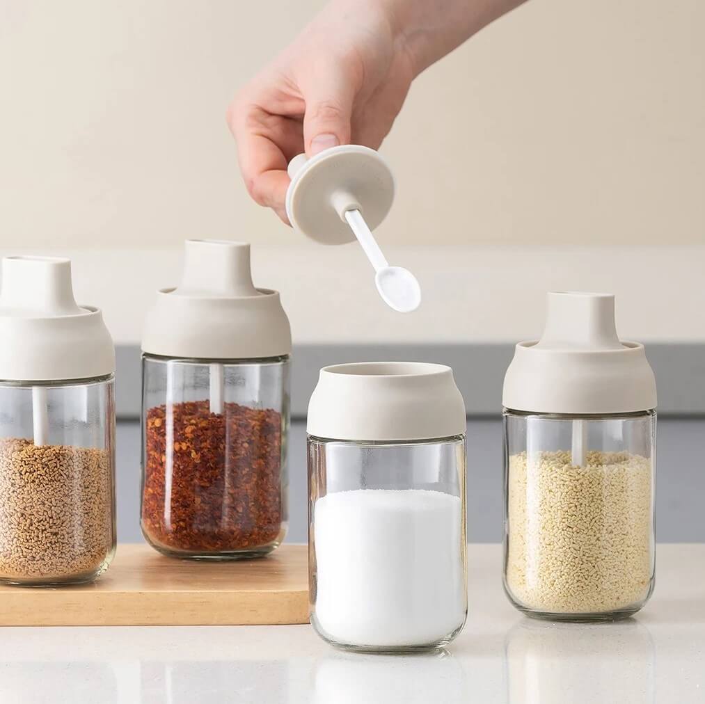 Transparent Glass Condiment Jar with Integrated Spoon Lid_Easy and Convenient_4 Jars